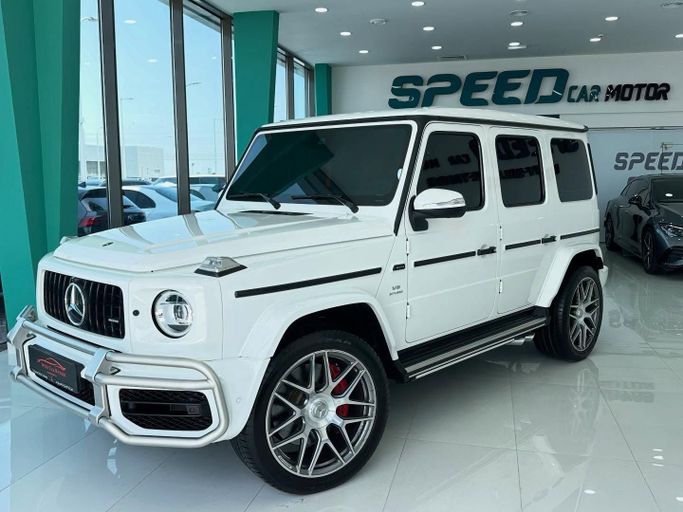 Подержанный Mercedes-Benz G-Class AMG 63 AMG II (W463), 4.0 л, 2019 в Абу-Даби от Speed Car Motors Белый цвет.  | AUTO.AE