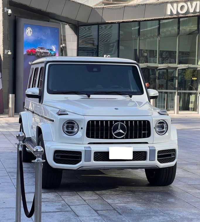 مستعملة Mercedes-Benz G-Class AMG 63 AMG II (W463), 4.0 l, 2021 في في أبو ظبي، اللون أبيض. المواصفات اليابانية | AUTO.AE | إعلان #268003
