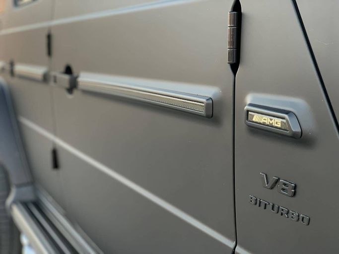 Used Mercedes-Benz G-Class 500 III (W463), 4.0 l, 2019 in Abu Dhabi by Al Fajr Automobile showroom, Black color. Other | AUTO.AE