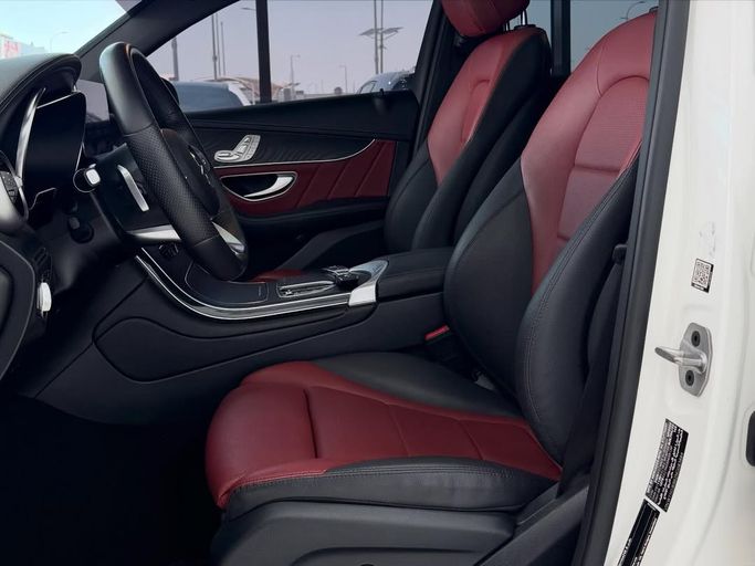 مستعملة Mercedes-Benz GLC Coupe 200 I (C253) فيس ليفت, 2.0 l, 2022 في في الإمارات, أبوظبي من Speed Car Motors، اللون أبيض. أخرى | AUTO.AE | إعلان #276159