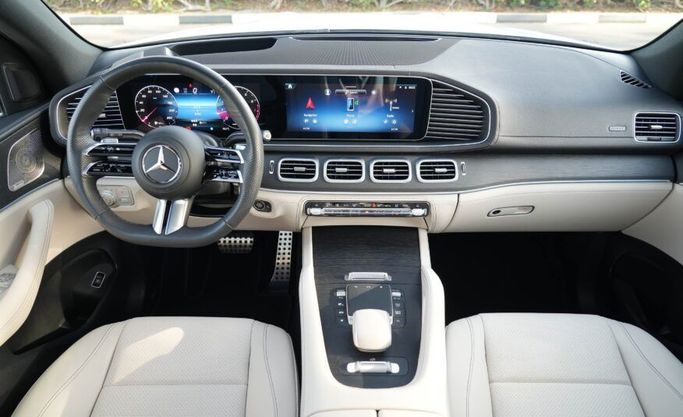 Used Mercedes-Benz GLS 450 II (X167), 3.0 l, 2024 in Abu Dhabi by Advantage Motors, White color. GCC Specs | AUTO.AE