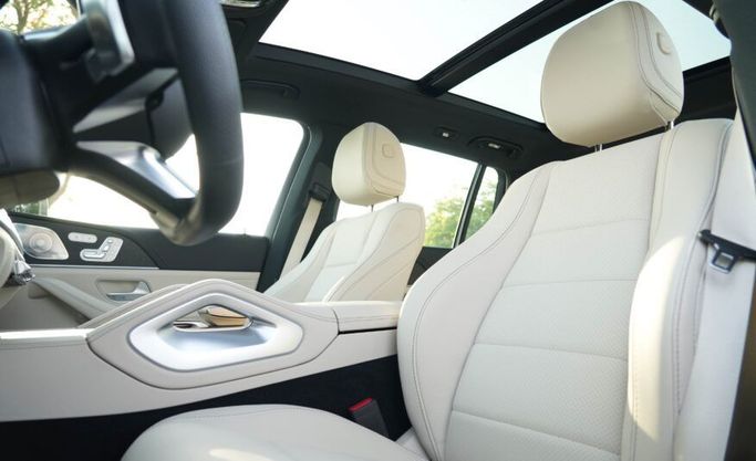 Used Mercedes-Benz GLS 450 II (X167), 3.0 l, 2024 in Abu Dhabi by Advantage Motors, White color. GCC Specs | AUTO.AE