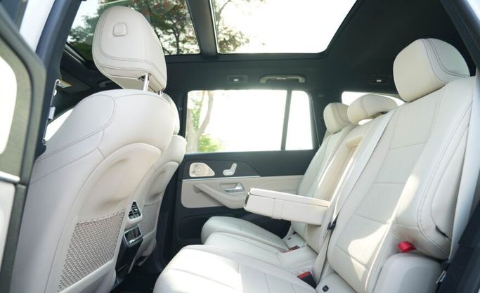 Used Mercedes-Benz GLS 450 II (X167), 3.0 l, 2024 in Abu Dhabi by Advantage Motors, White color. GCC Specs | AUTO.AE