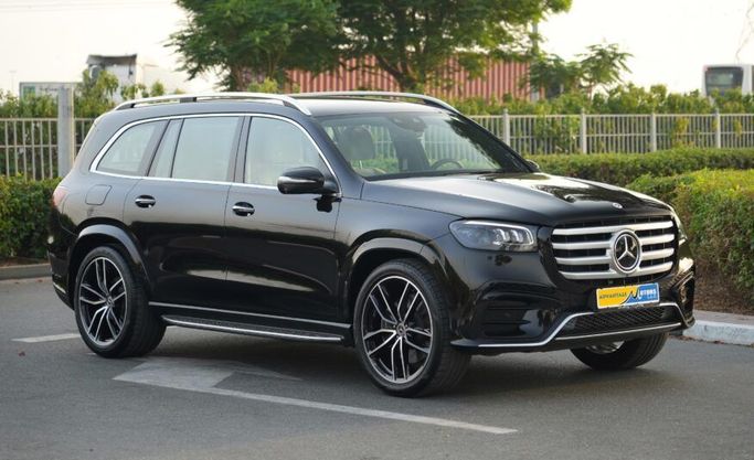 Used Mercedes-Benz GLS 450 II (X167) Facelift, 3.0 l, 2024 in Abu Dhabi by Advantage Motors, Black color. GCC Specs | AUTO.AE