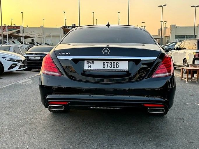 Подержанный Mercedes-Benz S-Class 400 Long VI (W222, C217), 3.0 л, 2015 в Абу-Даби от Al Waleed Used Cars Черный цвет. GCC | AUTO.AE