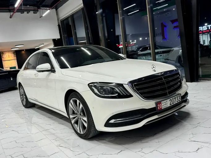 مستعملة Mercedes-Benz S-Class 450 شد الوجه السادس (W222، C217), 3.0 l, 2019 في في أبو ظبي من F1 Lebanon vehicle Trading، اللون أبيض. مواصفات الخليج | AUTO.AE