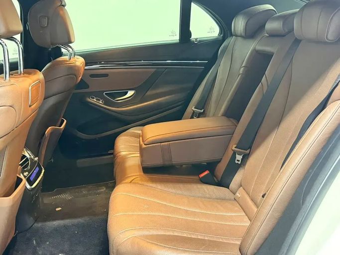 مستعملة Mercedes-Benz S-Class 450 شد الوجه السادس (W222، C217), 3.0 l, 2019 في في أبو ظبي من F1 Lebanon vehicle Trading، اللون أبيض. مواصفات الخليج | AUTO.AE
