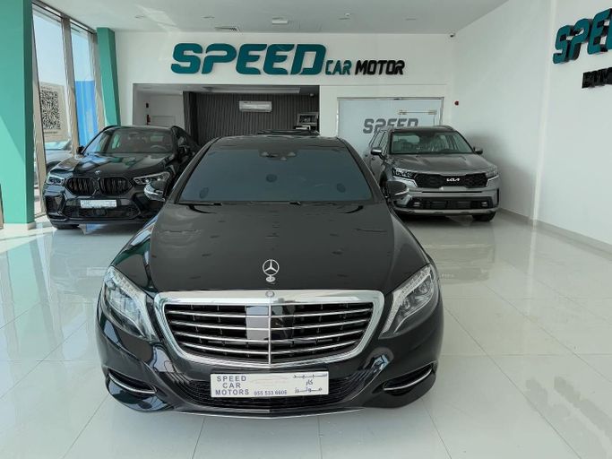Подержанный Mercedes-Benz S-Class 500 VI (W222, C217), 4.7 л, 2015 в Абу-Даби от Speed Car Motors Черный цвет.  | AUTO.AE