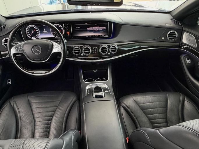 Подержанный Mercedes-Benz S-Class 500 VI (W222, C217), 4.7 л, 2015 в Абу-Даби от Speed Car Motors Черный цвет.  | AUTO.AE
