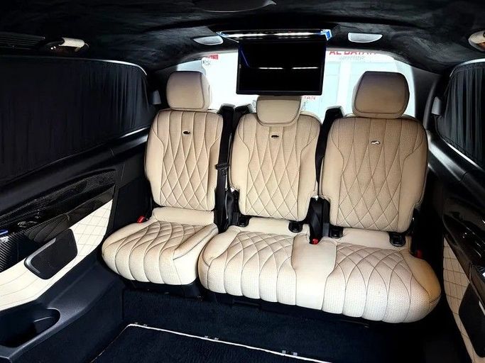 Used Mercedes-Benz V-Class 250 III (W447) Facelift, 2.0 l, 2022 in Abu Dhabi by Al Bayan Motors, Black color. GCC Specs | AUTO.AE