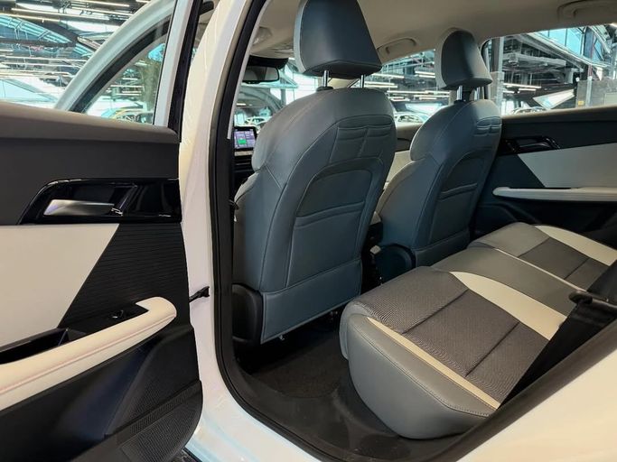 New MG 4 EV, 2025 in Abu Dhabi by Baniyas Cars Abu Dhabi, White color. GCC Specs | AUTO.AE