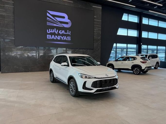 Новый MG ZS II Рестайлинг, 1.5 л, 2025 в Абу-Даби от Baniyas Cars Abu Dhabi Белый цвет. Other | AUTO.AE