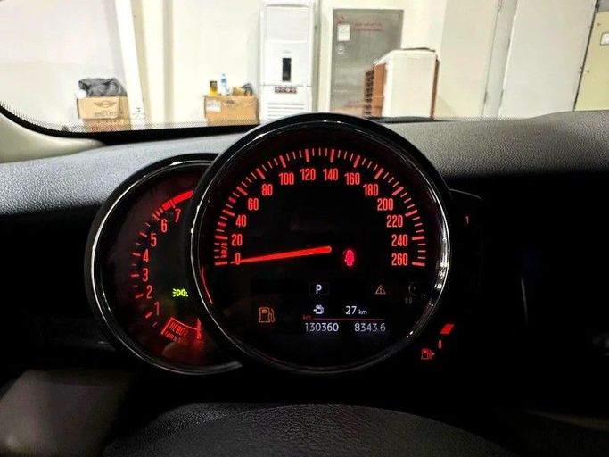 Подержанный MINI Hatch Cooper III (F55/F56) Рестайлинг, 1.5 л, 2019 в Абу-Даби от Al Ramz Motors Синий цвет. GCC | AUTO.AE