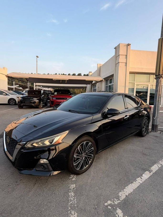 Used Nissan Altima VI (L34), 2.5 l, 2019 in Sharjah by Al Masah Al Malakia, Black color. American Specs | AUTO.AE