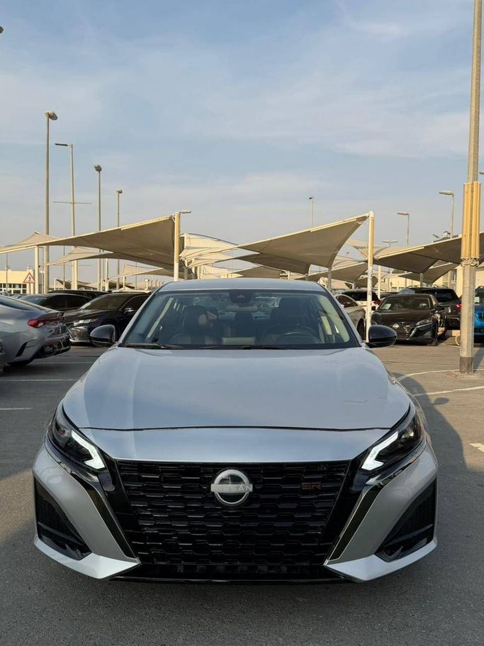 Used Nissan Altima VI (L34) Facelift, 2.5 l, 2024 in Sharjah by Al Masah Al Malakia, Silver color. American Specs | AUTO.AE