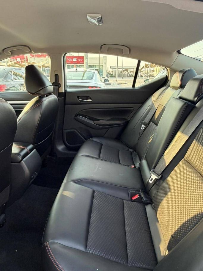 Used Nissan Altima VI (L34) Facelift, 2.5 l, 2024 in Sharjah by Al Masah Al Malakia, Silver color. American Specs | AUTO.AE