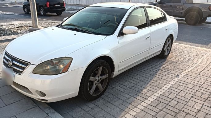 Used Nissan Altima IV (L32), 3.5 l, 2007 in Abu Dhabi, White color. GCC Specs | AUTO.AE