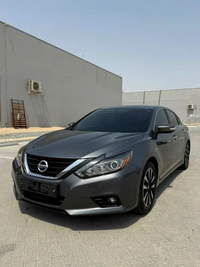 Used Nissan Altima V (L33) Facelift, 2.5 l, 2017 in Abu Dhabi by Crypto Stars Used Cars Trading, Brown color. Korean Specs | AUTO.AE