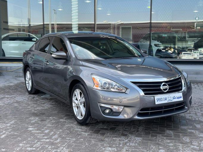 Подержанный Nissan Altima V (L33), 2.5 л, 2014 в Абу-Даби от Speed Car Motors Серый цвет.  | AUTO.AE