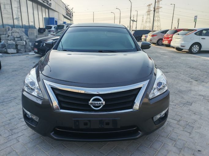 مستعملة Nissan Altima V (L33), 2.5 l, 2015 في في الإمارات, أبوظبي من The Shark Automobile Showroom، اللون رمادي.  | AUTO.AE | إعلان #278959