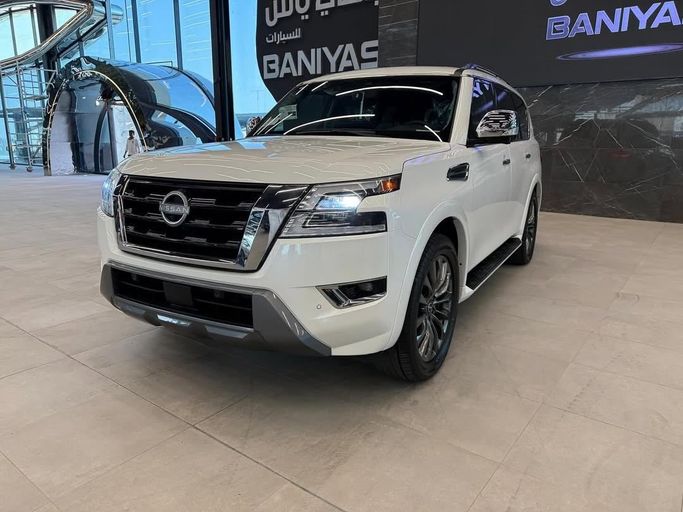 Новый Nissan Armada II Рестайлинг, 5.6 л, 2024 в Абу-Даби от Baniyas Cars Abu Dhabi Белый цвет. GCC | AUTO.AE