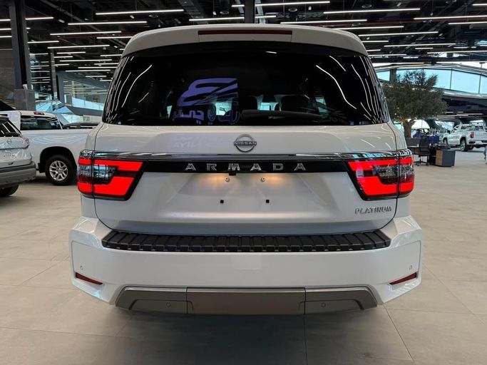 Новый Nissan Armada II Рестайлинг, 5.6 л, 2024 в Абу-Даби от Baniyas Cars Abu Dhabi Белый цвет. GCC | AUTO.AE
