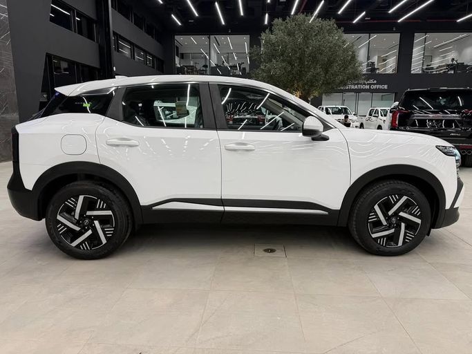 Новый Nissan Kicks II, 2.0 л, 2025 в Абу-Даби от Baniyas Cars Abu Dhabi Белый цвет. GCC | AUTO.AE