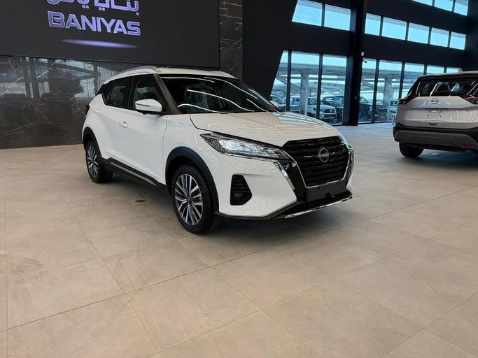 New Nissan Kicks I Facelift, 1.5 l, 2024 in Abu Dhabi by Baniyas Cars Abu Dhabi, White color. GCC Specs | AUTO.AE
