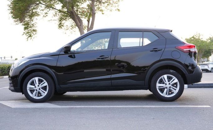 مستعملة Nissan Kicks أنا شد الوجه, 1.5 l, 2020 في في أبو ظبي من Advantage Motors، اللون أسود. مواصفات الخليج | AUTO.AE
