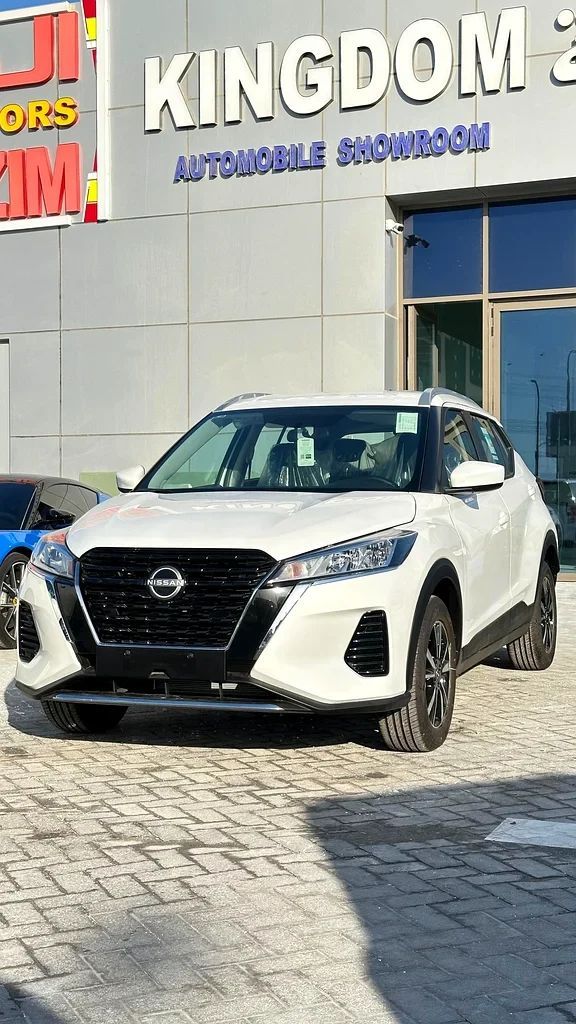 New Nissan Kicks I Facelift, 1.6 l, 2024 in Abu Dhabi by Kingdom Automobile Showroom, White color. GCC Specs | AUTO.AE