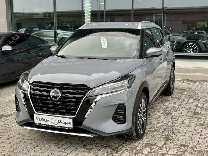 New Nissan Kicks I Facelift, 1.6 l, 2023 in Abu Dhabi by Speed Car Motors, Grey color.  | AUTO.AE