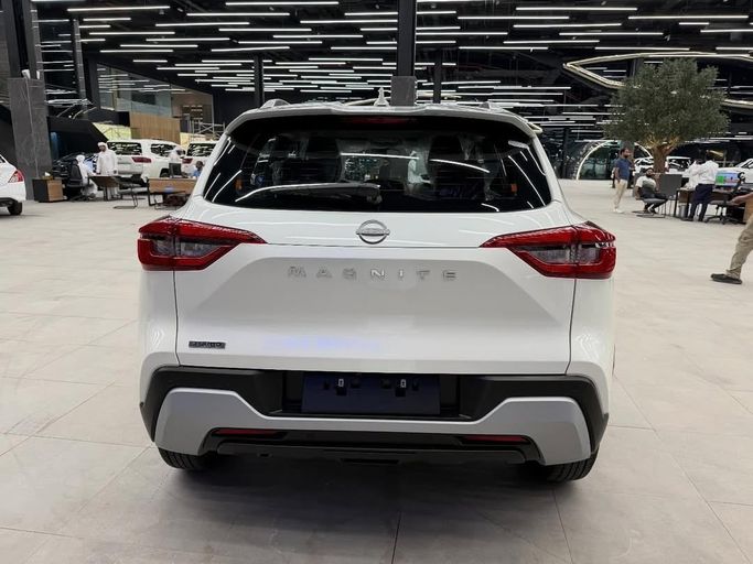 Новый Nissan Magnite I Рестайлинг, 1.0 л, 2025 в Абу-Даби от Baniyas Cars Abu Dhabi Белый цвет. Other | AUTO.AE