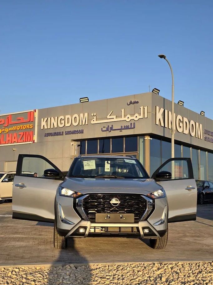 New Nissan Magnite I Facelift, 1.0 l, 2025 in Abu Dhabi by Kingdom Automobile Showroom, Silver color. GCC Specs | AUTO.AE