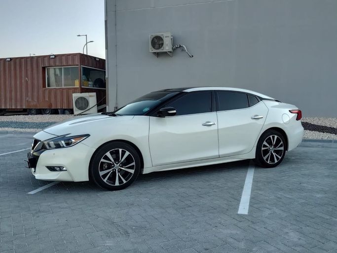 Used Nissan Maxima VIII (A36), 3.5 l, 2018 in Abu Dhabi by Al Fajr Automobile showroom, White color. Other | AUTO.AE
