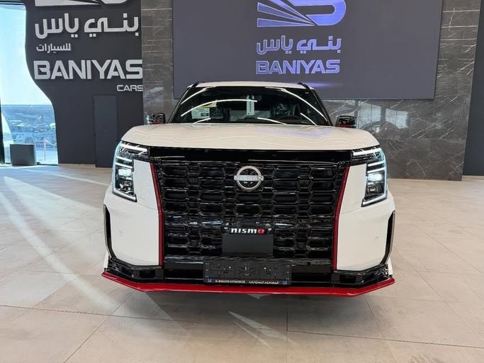 Новый Nissan Patrol VII (Y63), 3.5 л, 2026 в Абу-Даби от Baniyas Cars Abu Dhabi Белый цвет. GCC | AUTO.AE