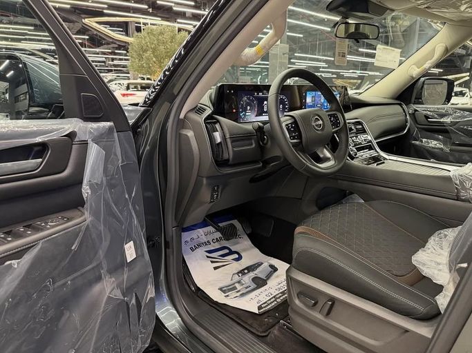 Новый Nissan Patrol V (Y61) Рестайлинг, 4.8 л, 2026 в Абу-Даби от Baniyas Cars Abu Dhabi Серый цвет. GCC | AUTO.AE