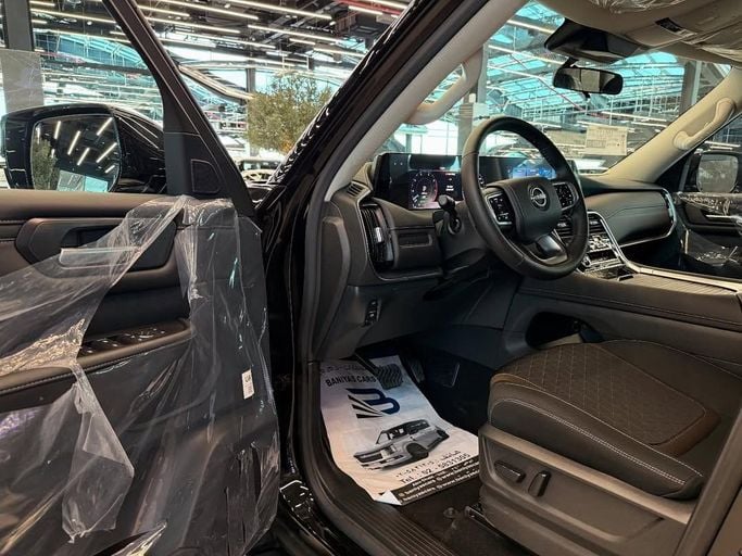 Новый Nissan Patrol VII (Y63), 3.5 л, 2026 в Абу-Даби от Baniyas Cars Abu Dhabi Черный цвет. GCC | AUTO.AE