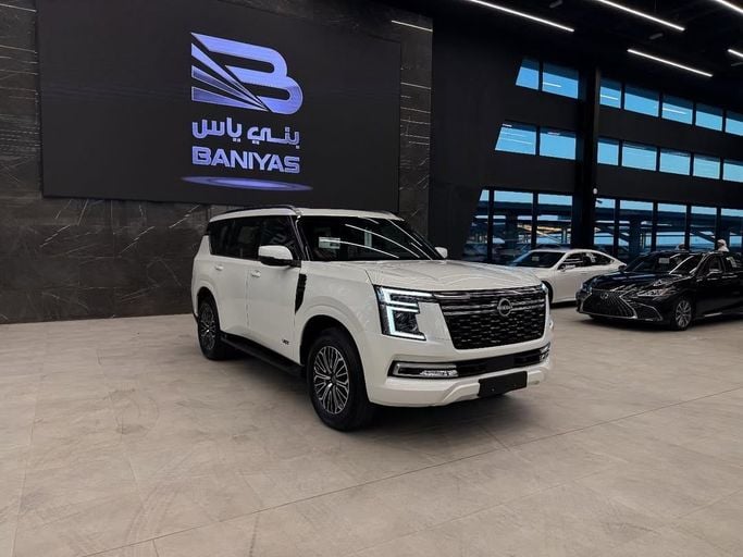 Новый Nissan Patrol VII (Y63), 3.5 л, 2026 в Абу-Даби от Baniyas Cars Abu Dhabi Белый цвет. GCC | AUTO.AE