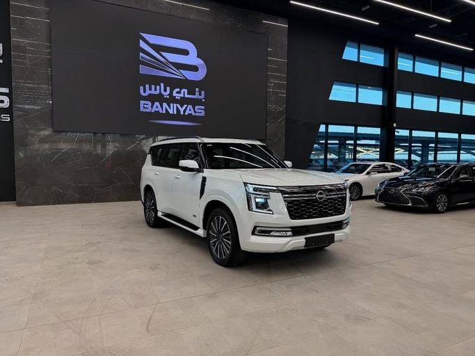 Новый Nissan Patrol VII (Y63), 3.5 л, 2026 в Абу-Даби от Baniyas Cars Abu Dhabi Белый цвет. GCC | AUTO.AE