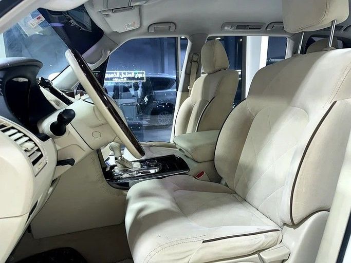 Used Nissan Patrol VI (Y62) Facelift, 5.6 l, 2015 in Abu Dhabi by Al Ramz Motors, White color. GCC Specs | AUTO.AE