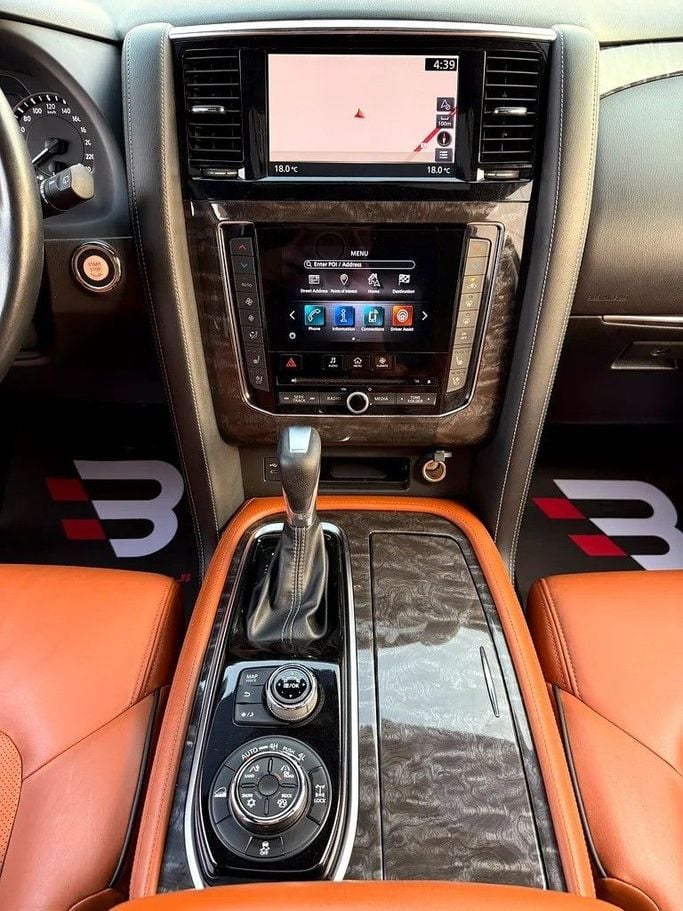 Подержанный Nissan Patrol VI (Y62) Рестайлинг 2, 5.6 л, 2020 в Абу-Даби от Al Bayan Motors Черный цвет. GCC | AUTO.AE