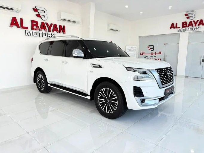 Used Nissan Patrol VI (Y62) Facelift 2, 5.6 l, 2022 in Abu Dhabi by Al Bayan Motors, White color. GCC Specs | AUTO.AE