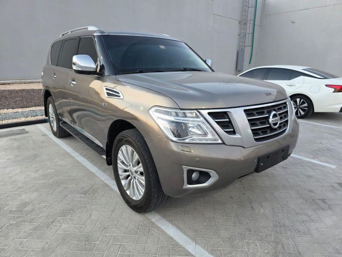 Подержанный Nissan Patrol VI (Y62) Рестайлинг, 5.6 л, 2015 в Абу-Даби от Diamond Waves Motors Серый цвет. Other | AUTO.AE