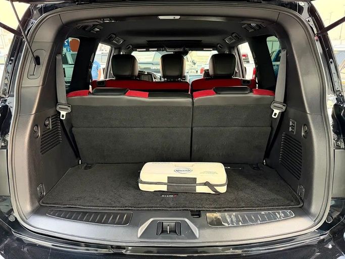 Used Nissan Patrol VI (Y62) Facelift 2, 5.6 l, 2021 in Abu Dhabi by Al Bayan Motors, Black color. GCC Specs | AUTO.AE