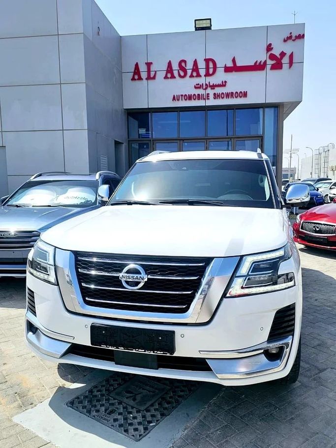 مستعملة Nissan Patrol عملية شد الوجه VI (Y62) 2, 5.6 l, 2021 في في أبو ظبي من Al Asad Automobile Showroom، اللون أبيض. مواصفات الخليج | AUTO.AE