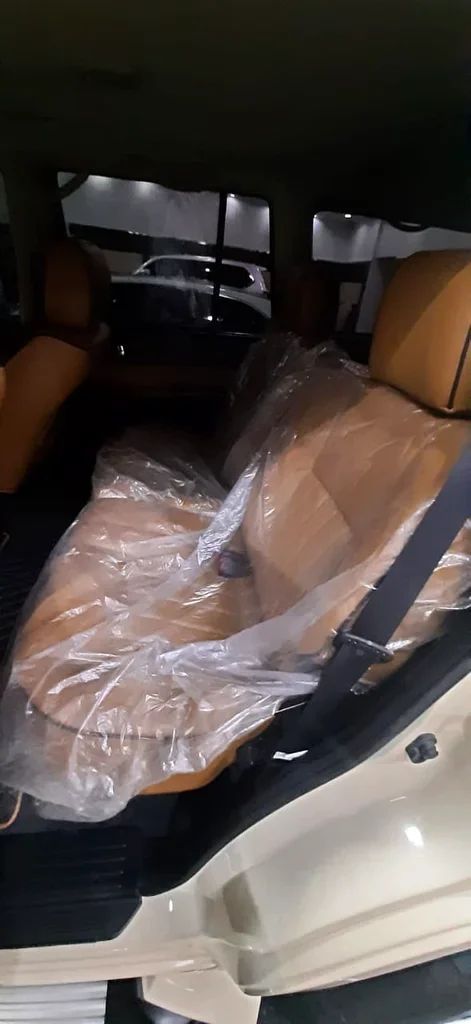 Used Nissan Patrol V (Y61) Facelift, 4.8 l, 2016 in Abu Dhabi by Al Asad Automobile Showroom, Beige color. GCC Specs | AUTO.AE