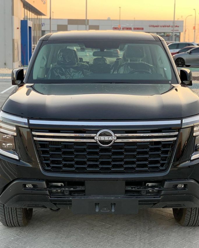 جديدة Nissan Patrol سابعاً (Y63), 3.5 l, 2025 في في أبو ظبي من Al Fajr Automobile showroom، اللون أسود. أخرى | AUTO.AE