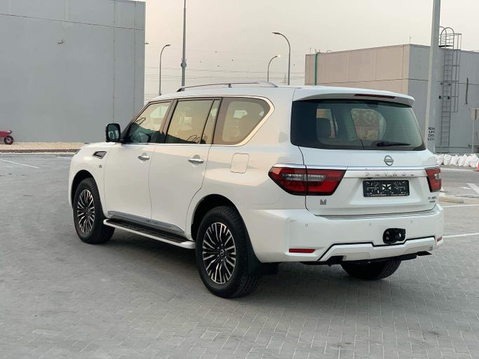 Used Nissan Patrol VI (Y62) Facelift 2, 5.6 l, 2024 in Abu Dhabi by Al Fajr Automobile showroom, White color. Other | AUTO.AE