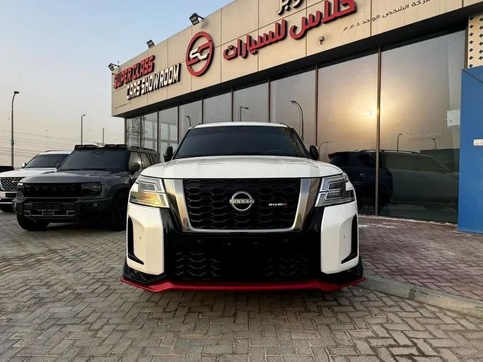 Used Nissan Patrol VI (Y62) Facelift 2, 5.6 l, 2022 in Abu Dhabi by Super Class Cars Showroom, White color. GCC Specs | AUTO.AE