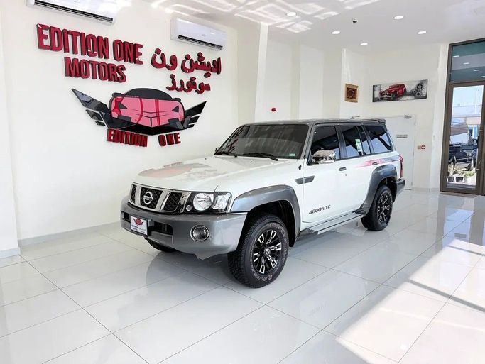 Used Nissan Patrol V (Y61) Facelift, 4.8 l, 2024 in Abu Dhabi by Edition One Motors, White color. GCC Specs | AUTO.AE